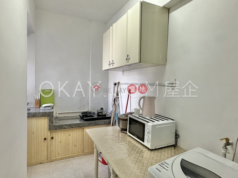 HK$ 25,000/ month, Pearl City Mansion | Wan Chai District, Generous 2 bedroom with sea views | Rental