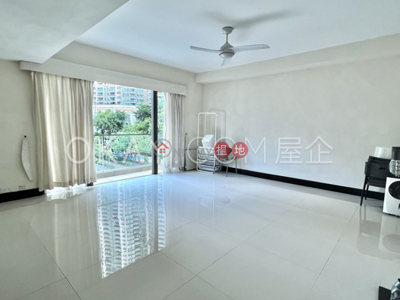 Exquisite house with balcony & parking | For Sale | Caribbean Coast, Phase 5 La Mer, House 1 映灣園 5期 海珀名邸 洋房1 Sales Listings