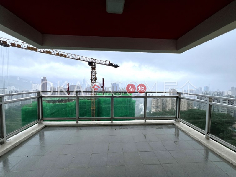 Unique 3 bedroom with balcony & parking | Rental | Aurora - Quarters 銀霞閣 Rental Listings