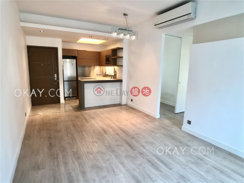 Luxurious 2 bedroom with balcony | For Sale | Riverain Valley 御駿居 Sales Listings