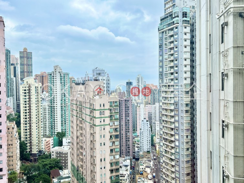 HK$ 38,000/ month, Centre Point Central District | Gorgeous 2 bedroom on high floor with balcony | Rental