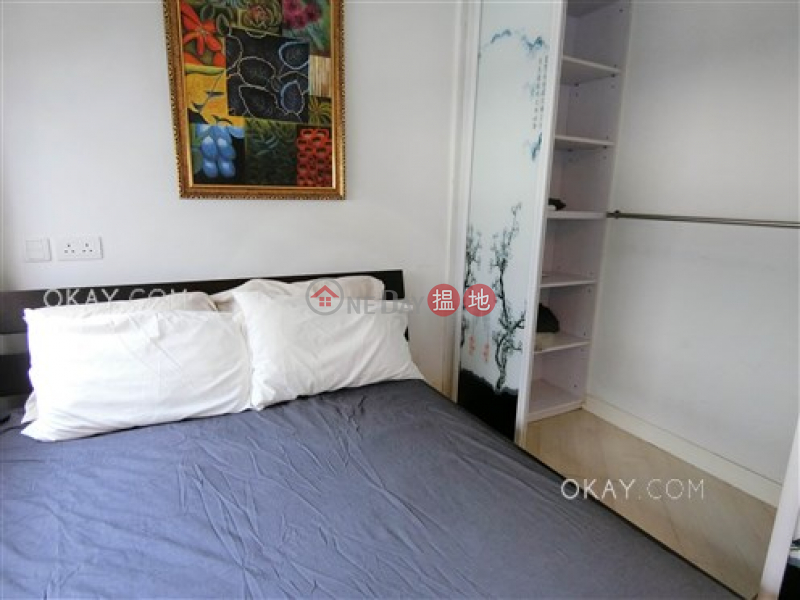 HK$ 9M Tai Hing House, Central District | Intimate 1 bedroom on high floor with rooftop | For Sale