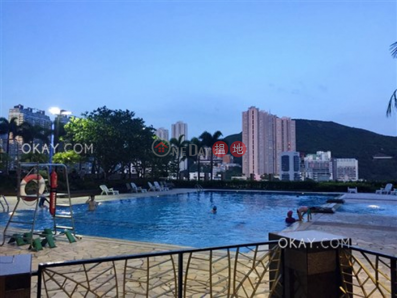 HK$ 9.5M | Sham Wan Towers Block 3 | Southern District | Practical 2 bedroom with balcony | For Sale