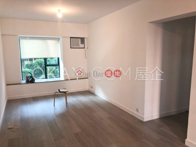 Lovely 2 bedroom with parking | Rental, Hillsborough Court 曉峰閣 Rental Listings | Central District (OKAY-R31662)