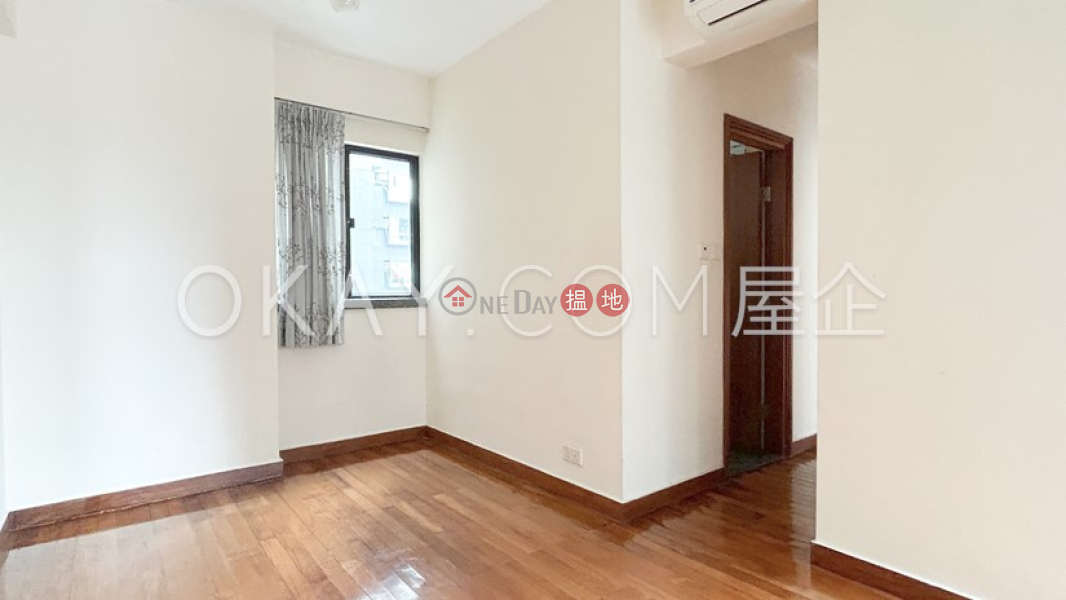 Property Search Hong Kong | OneDay | Residential, Sales Listings | Luxurious 2 bedroom in Mid-levels West | For Sale