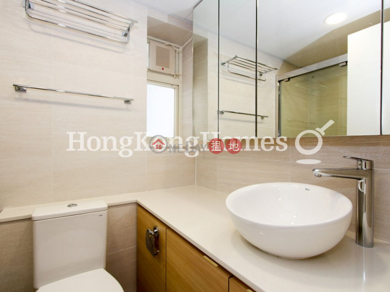 2 Bedroom Unit for Rent at Centrestage 108 Hollywood Road | Central District, Hong Kong Rental, HK$ 33,000/ month