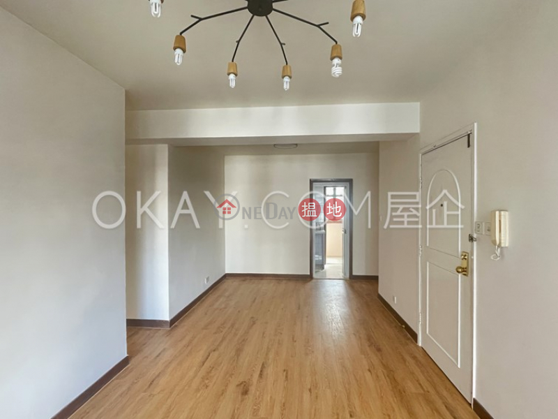 Lovely 3 bedroom with parking | Rental, Palm Court 聚安閣 Rental Listings | Wan Chai District (OKAY-R26624)