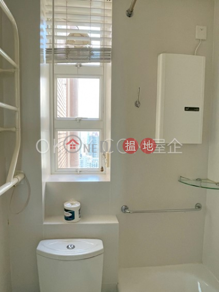 Property Search Hong Kong | OneDay | Residential | Rental Listings | Nicely kept 2 bedroom on high floor with rooftop | Rental