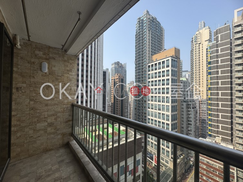 Efficient 3 bedroom on high floor with balcony | Rental | Block 1 Phoenix Court 鳳凰閣 1座 Rental Listings