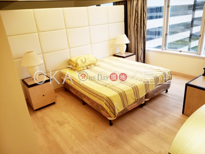 Lovely 1 bedroom on high floor | Rental, Convention Plaza Apartments 會展中心會景閣 Rental Listings | Wan Chai District (OKAY-R46182)