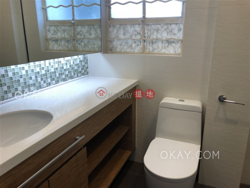 Stylish 3 bedroom with balcony & parking | Rental 17 Oxford Road | Kowloon Tong Hong Kong Rental, HK$ 80,000/ month