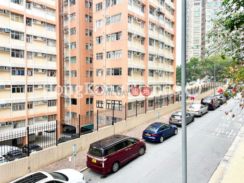 Property Search Hong Kong | OneDay | Residential Rental Listings | 3 Bedroom Family Unit for Rent at Perth Apartments