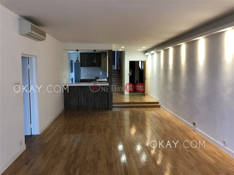 Luxurious house in Discovery Bay | For Sale | Phase 1 Beach Village, 37 Seahorse Lane 碧濤1期海馬徑37號 Sales Listings