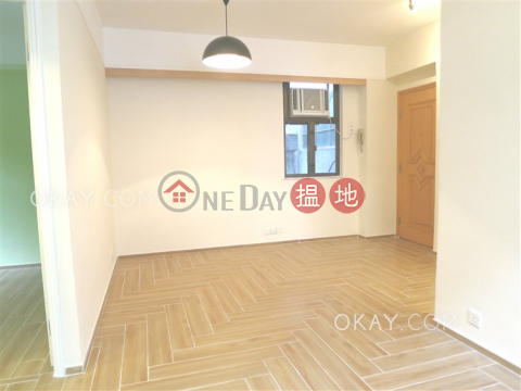 Tasteful 2 bedroom in Wan Chai | For Sale | Man Tung Building 萬東樓 _0