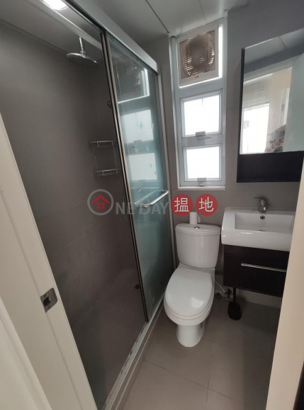 Flat for Rent in Luen Fat Mansion, Wan Chai | Luen Fat Mansion 聯發大廈 Rental Listings