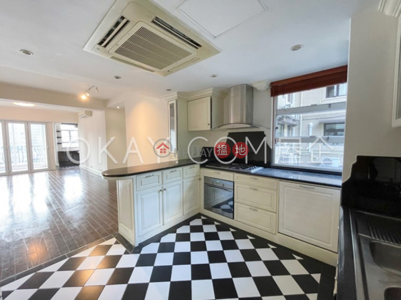 HK$ 29M | Ewan Court, Eastern District, Lovely 2 bedroom with balcony & parking | For Sale
