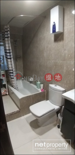 HK$ 32,000/ month Ka On Building | Western District | Apartment with Huge Open Space