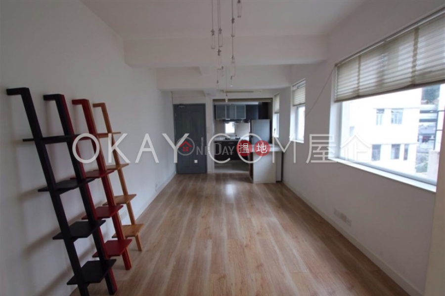 Tasteful 1 bedroom on high floor with balcony | Rental | 1-3 Sing Woo Road 成和道1-3號 Rental Listings