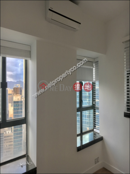 HK$ 36,000/ 月|恆龍閣|西區Exceptional Seaview Well Laid Out Apartment