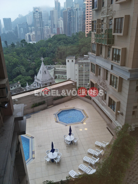 3 Bedroom Family Flat for Rent in Mid Levels West, 8 Robinson Road | Western District Hong Kong | Rental HK$ 46,000/ month