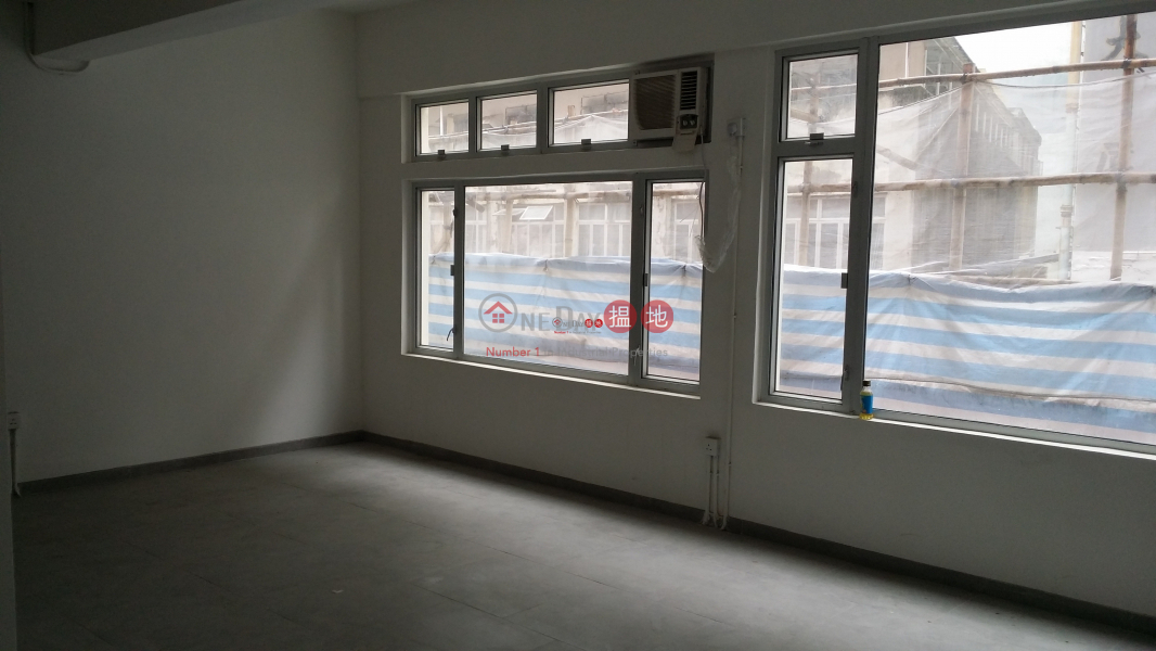 Golden Sunflower Industrial Building | 30-38 Lam Tin Street | Kwai Tsing District | Hong Kong Rental | HK$ 3,500/ month