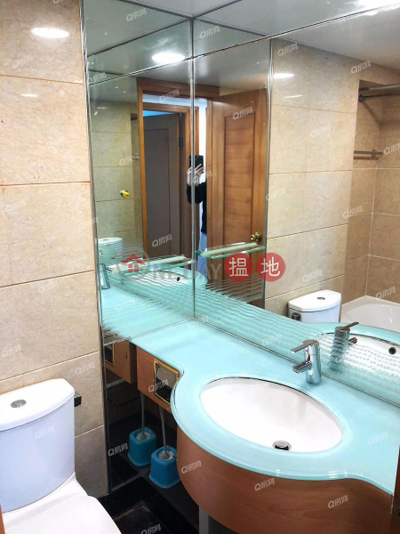 HK$ 30,000/ month | Tower 3 Island Resort Chai Wan District, Tower 3 Island Resort | 3 bedroom Low Floor Flat for Rent