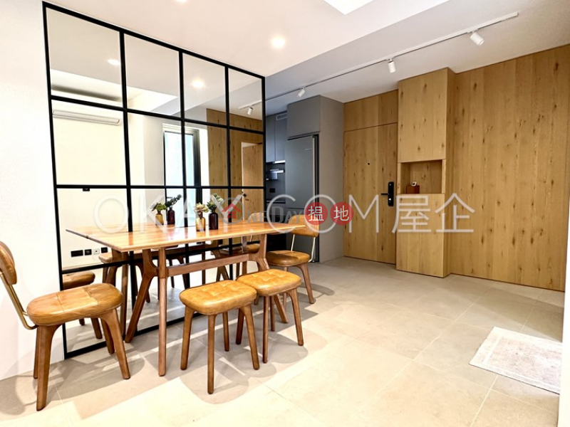 HK$ 27,000/ month Kui Yan Court, Western District Nicely kept 1 bedroom with terrace | Rental