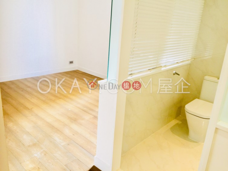 Efficient 3 bedroom in Mid-levels West | For Sale | 10 Castle Road | Western District Hong Kong, Sales HK$ 23M