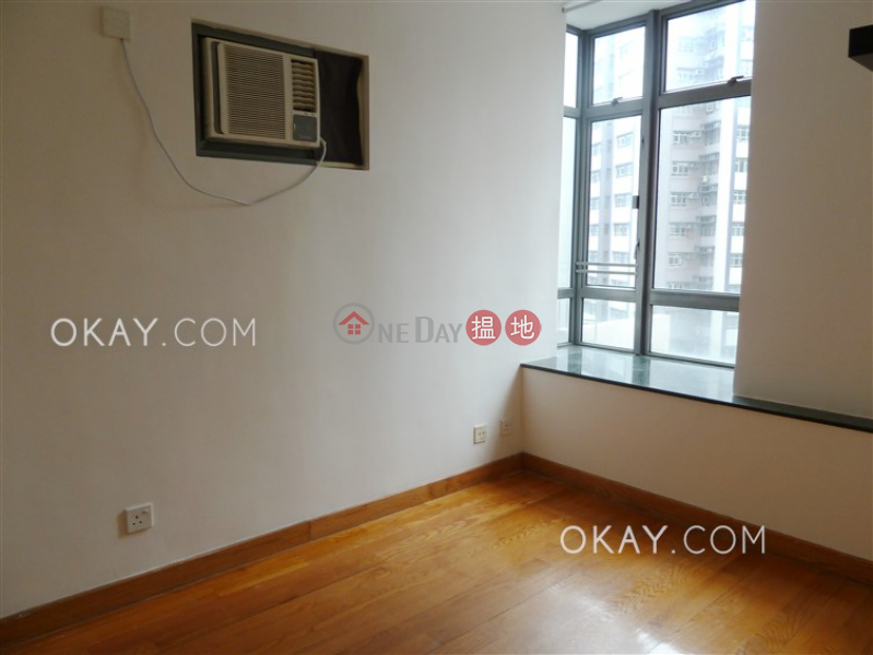 Property Search Hong Kong | OneDay | Residential, Rental Listings | Gorgeous 2 bedroom in Sheung Wan | Rental