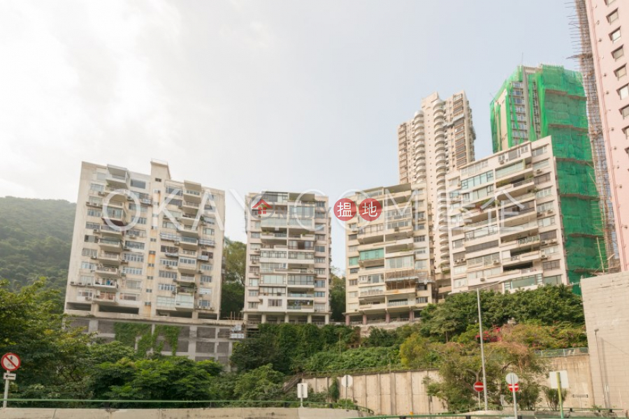 HK$ 4,100萬羅便臣花園大廈西區-2房2廁,實用率高,連車位,露台《羅便臣花園大廈出售單位》