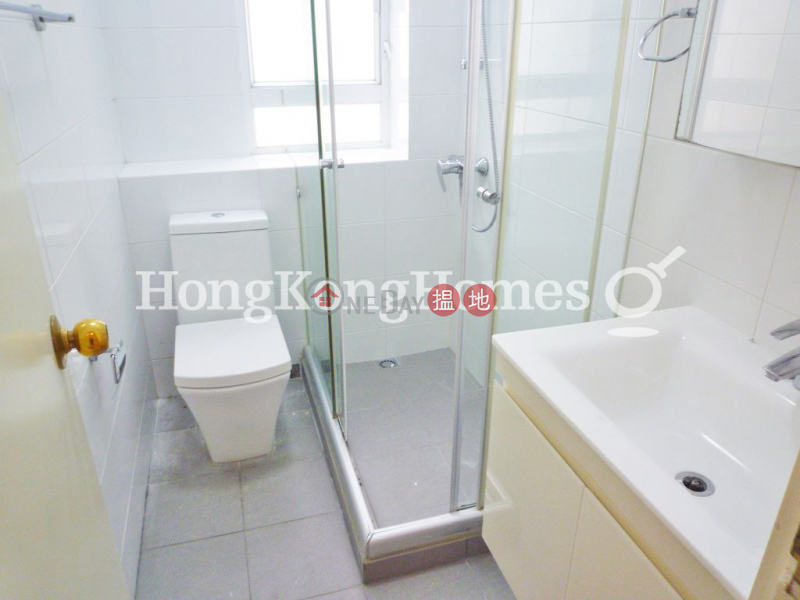 Property Search Hong Kong | OneDay | Residential | Rental Listings | 3 Bedroom Family Unit for Rent at Wing Hong Mansion