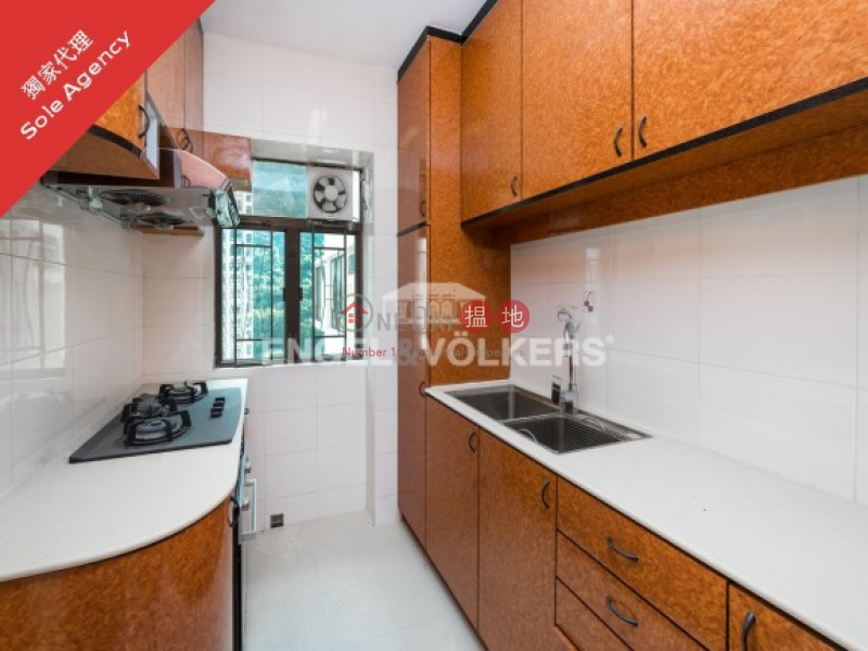 Spacious high floor unit in Excelsior Court | Excelsior Court 輝鴻閣 Sales Listings