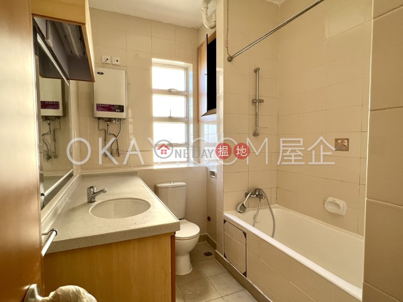 Rare 3 bedroom with balcony | Rental, Aurizon Quarters 金雲閣 Rental Listings | Wan Chai District (OKAY-R407628)