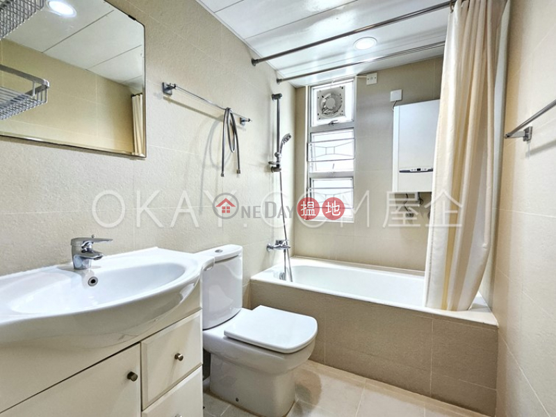 Lovely 3 bedroom in Mid-levels West | Rental, 11 Seymour Road | Western District, Hong Kong | Rental HK$ 36,000/ month