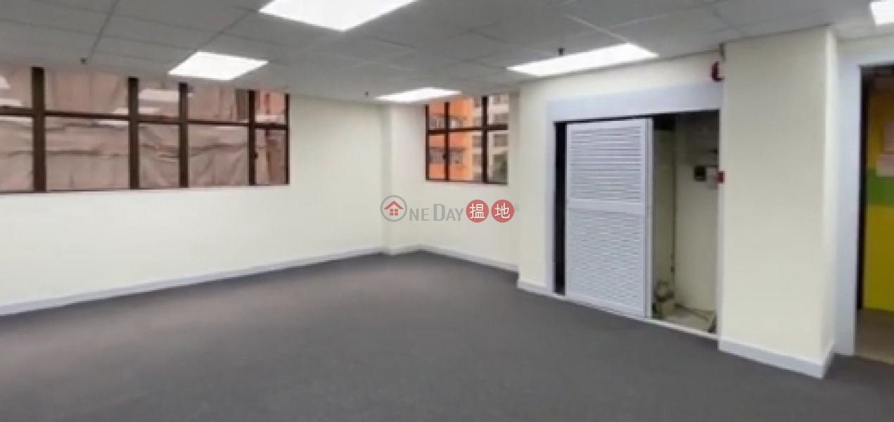 Wan Chai-Lee West Commercial Building | 375-379 Hennessy Road | Wan Chai District, Hong Kong | Rental | HK$ 25,380/ month