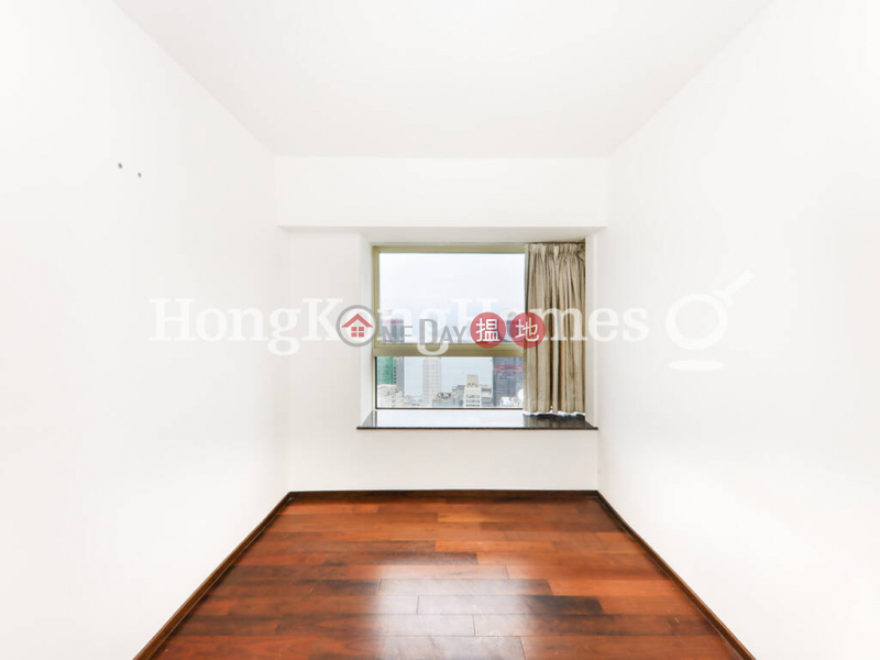 HK$ 48,000/ month Centrestage Central District, 3 Bedroom Family Unit for Rent at Centrestage