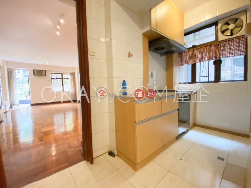 Lovely 3 bedroom with balcony & parking | Rental | Park View Court 恆柏園 Rental Listings