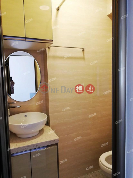 HK$ 15,000/ month Victoria Mansion Wan Chai District Victoria Mansion | 2 bedroom Low Floor Flat for Rent