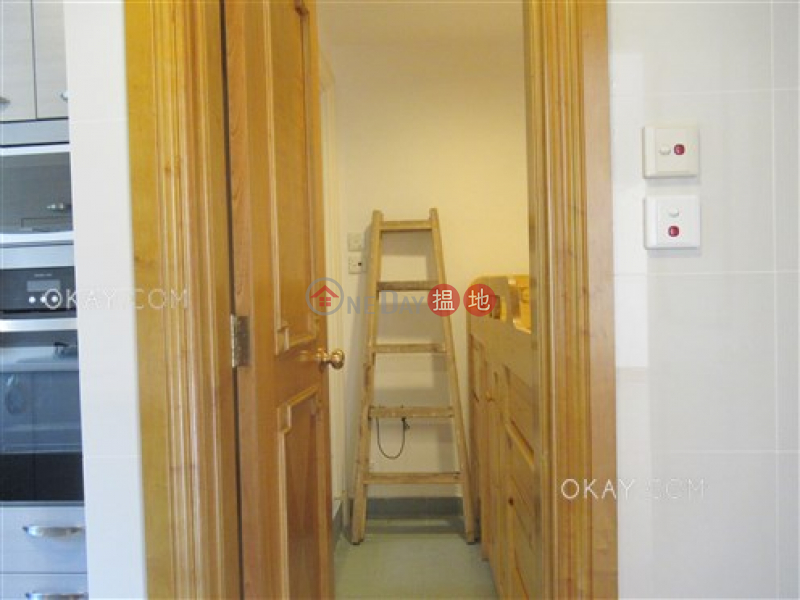 Gorgeous 3 bedroom on high floor with harbour views | Rental | Tavistock II 騰皇居 II Rental Listings