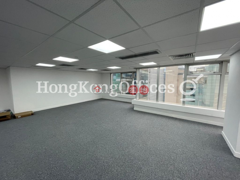 Property Search Hong Kong | OneDay | Office / Commercial Property, Rental Listings Office Unit for Rent at Universal Trade Centre