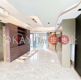 Exquisite 2 bedroom on high floor with balcony | Rental