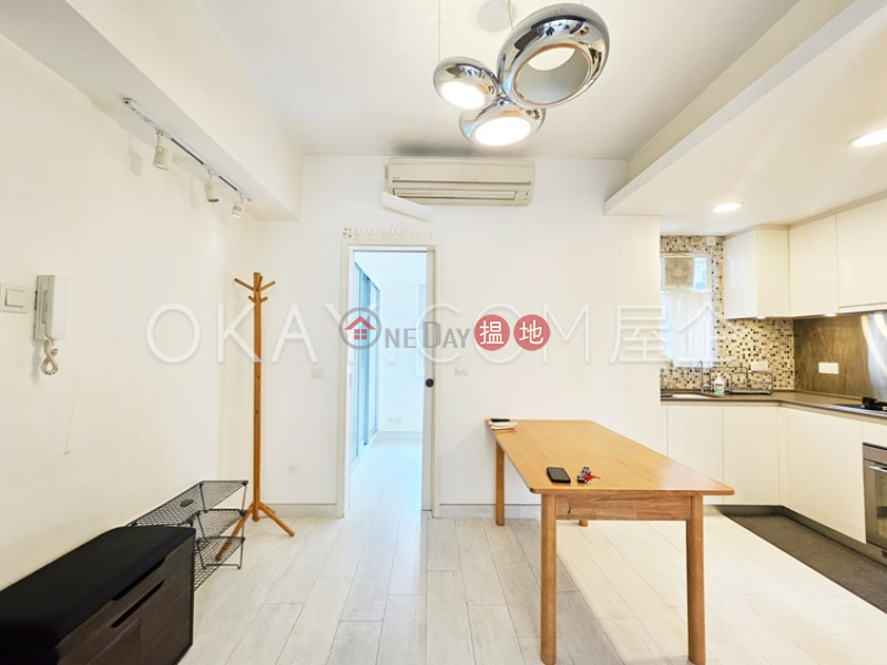 Lovely 2 bedroom on high floor with parking | Rental 18-20 Village Road | Wan Chai District | Hong Kong | Rental HK$ 30,000/ month
