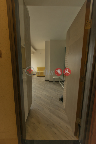 HK$ 26,000/ month Shun Cheong Building | Western District 1 bedroom, modern renovation with Roof Top