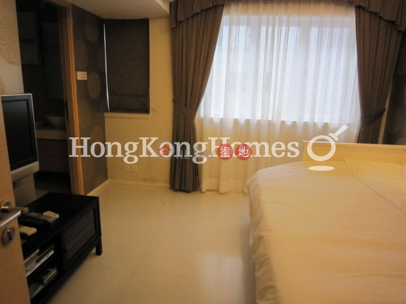 Expat Family Unit for Rent at Golden Villa Block B 200 Castle Peak Road (Ting Kau) | Tsuen Wan | Hong Kong Rental HK$ 108,000/ month
