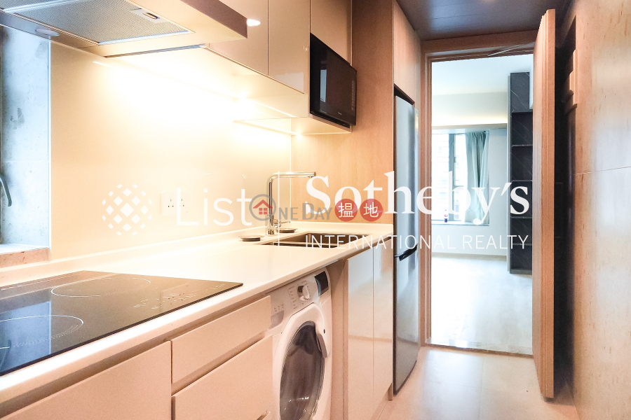 HK$ 28,000/ month, Peach Blossom, Western District, Property for Rent at Peach Blossom with 2 Bedrooms