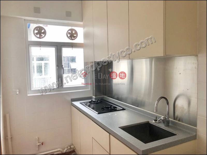 Residential for Rent in Happy Valley with Rooftop | Amber Garden 安碧苑 Rental Listings
