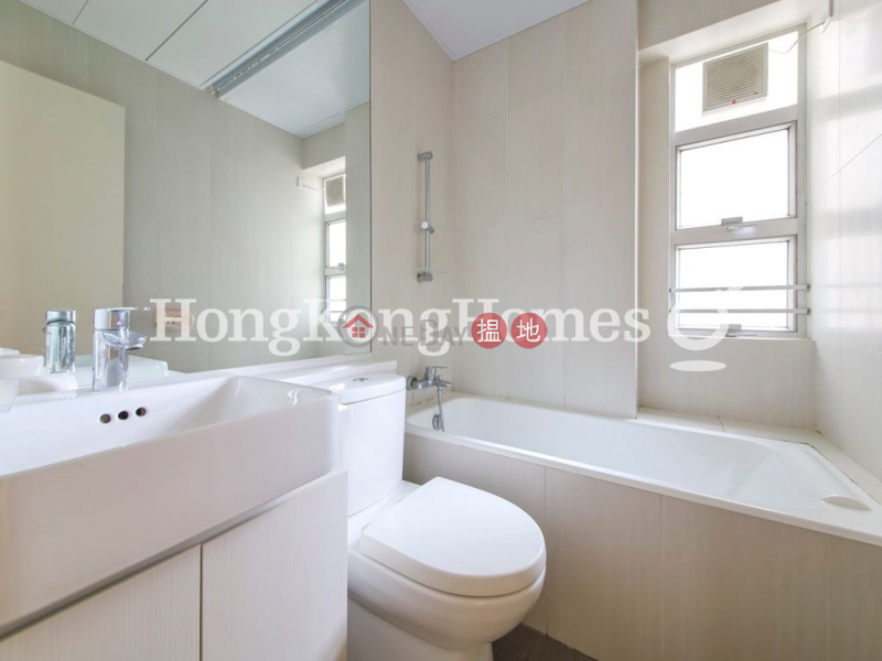Property Search Hong Kong | OneDay | Residential Rental Listings | 3 Bedroom Family Unit for Rent at Realty Gardens