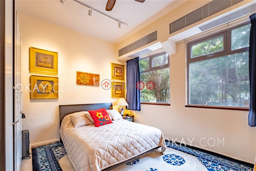 Lovely house with balcony & parking | Rental | Hong Hay Villa 康曦花園 Rental Listings