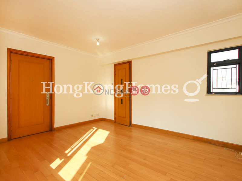 3 Bedroom Family Unit for Rent at Cathay Lodge 125 Wan Chai Road | Wan Chai District, Hong Kong Rental | HK$ 26,000/ month