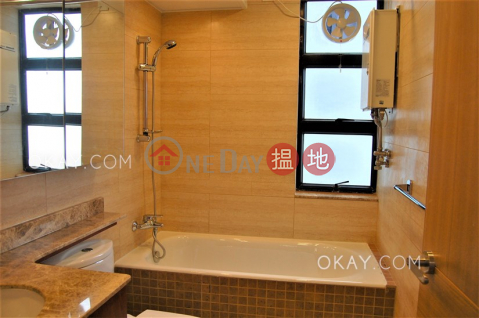 Rare 4 bedroom with balcony | Rental, Discovery Bay, Phase 5 Greenvale Village, Greenery Court (Block 1) 愉景灣 5期頤峰 靖山閣(1座) | Lantau Island (OKAY-R297990)_0
